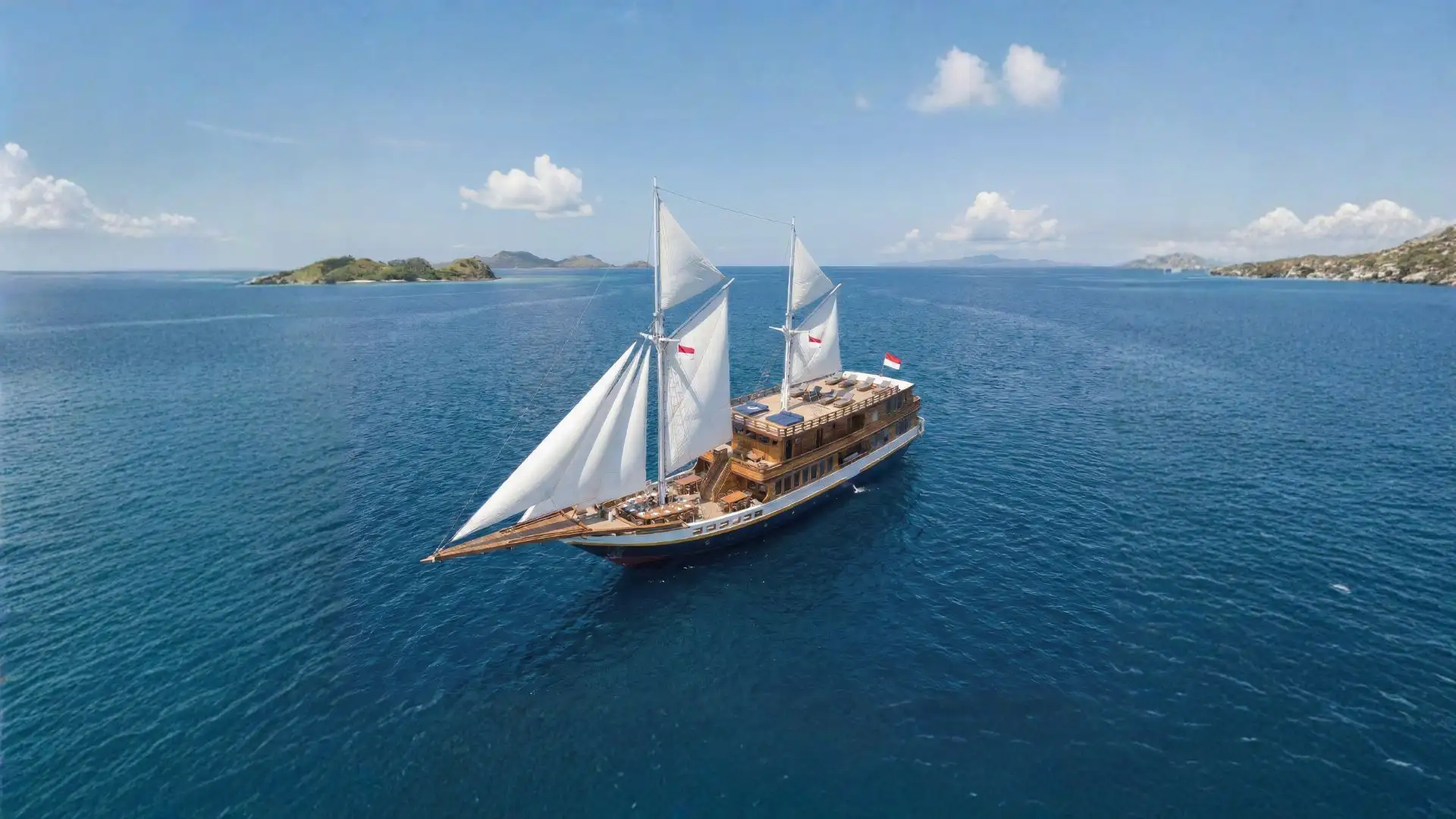 Naturalia Cruise Exterior | Komodo National Park Naturalia Cruise Exterior | Komodo National Park